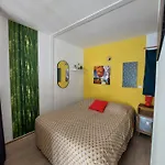 2pers, Superbe Vue Montagne, Expose Sud, Tres Calme, Parking, 5mns A Pied Du Centre *