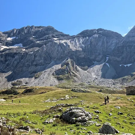 Lägenhet 2pers, Superbe Vue Montagne, Expose Sud, Tres Calme, Parking, 5mns A Pied Du Centre Luz-Saint-Sauveur