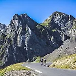 2pers, Superbe Vue Montagne, Expose Sud, Tres Calme, Parking, 5mns A Pied Du Centre *