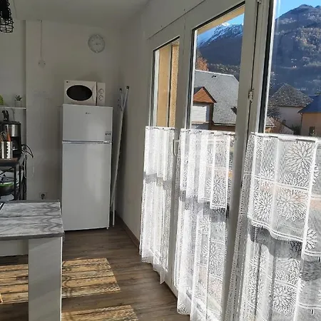 2pers, Superbe Vue Montagne, Expose Sud, Tres Calme, Parking, 5mns A Pied Du Centre Apartmán Luz-Saint-Sauveur