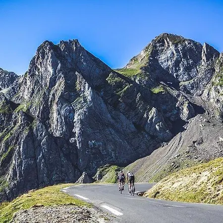 2pers, Superbe Vue Montagne, Expose Sud, Tres Calme, Parking, 5mns A Pied Du Centre *