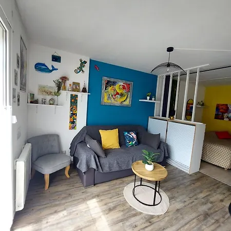 2pers, Superbe Vue Montagne, Expose Sud, Tres Calme, Parking, 5mns A Pied Du Centre Apartmán *