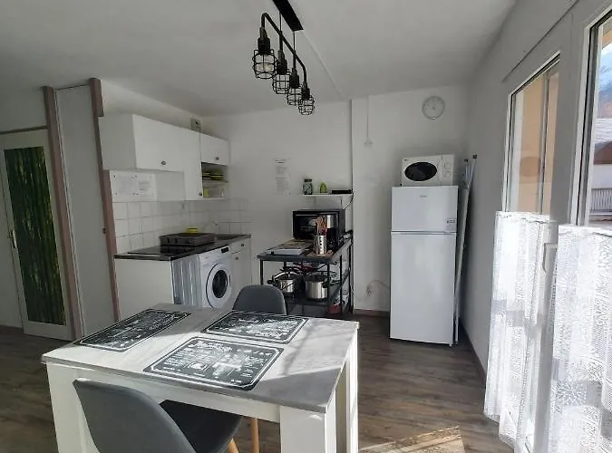 Appartement 2Pers, Superbe Vue Montagne, Expose Sud, Residence Tres Calme, Parking, 5Mns A Pied Du Centre