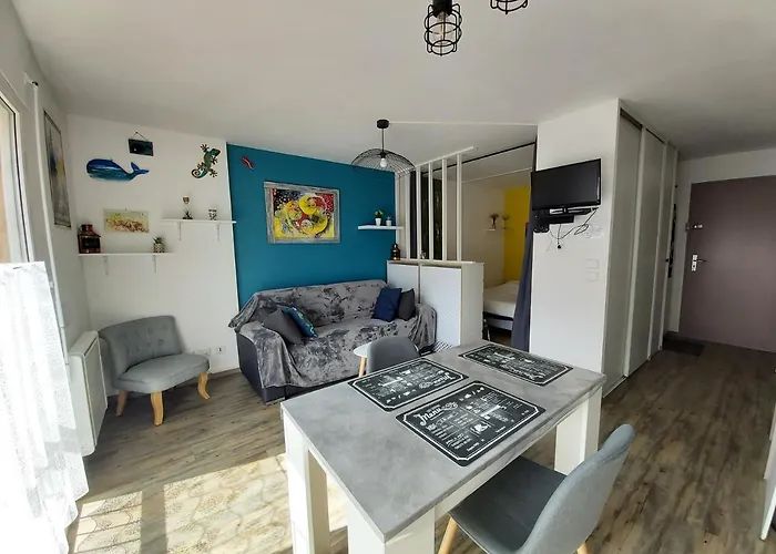 2pers, Superbe Vue Montagne, Expose Sud, Tres Calme, Parking, 5mns A Pied Du Centre