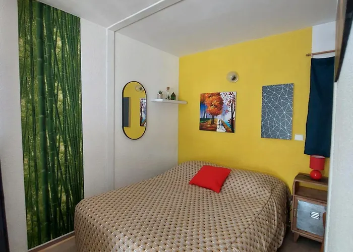 2pers, Superbe Vue Montagne, Expose Sud, Tres Calme, Parking, 5mns A Pied Du Centre *